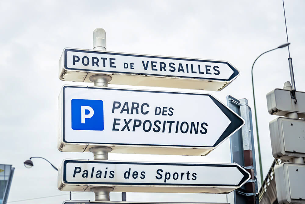 Hotel paris ideal for business travellers, easy access to the Parc des Expositions at Porte de Versailles, the Villepinte Parc des Expositions and all the Paris trains stations.