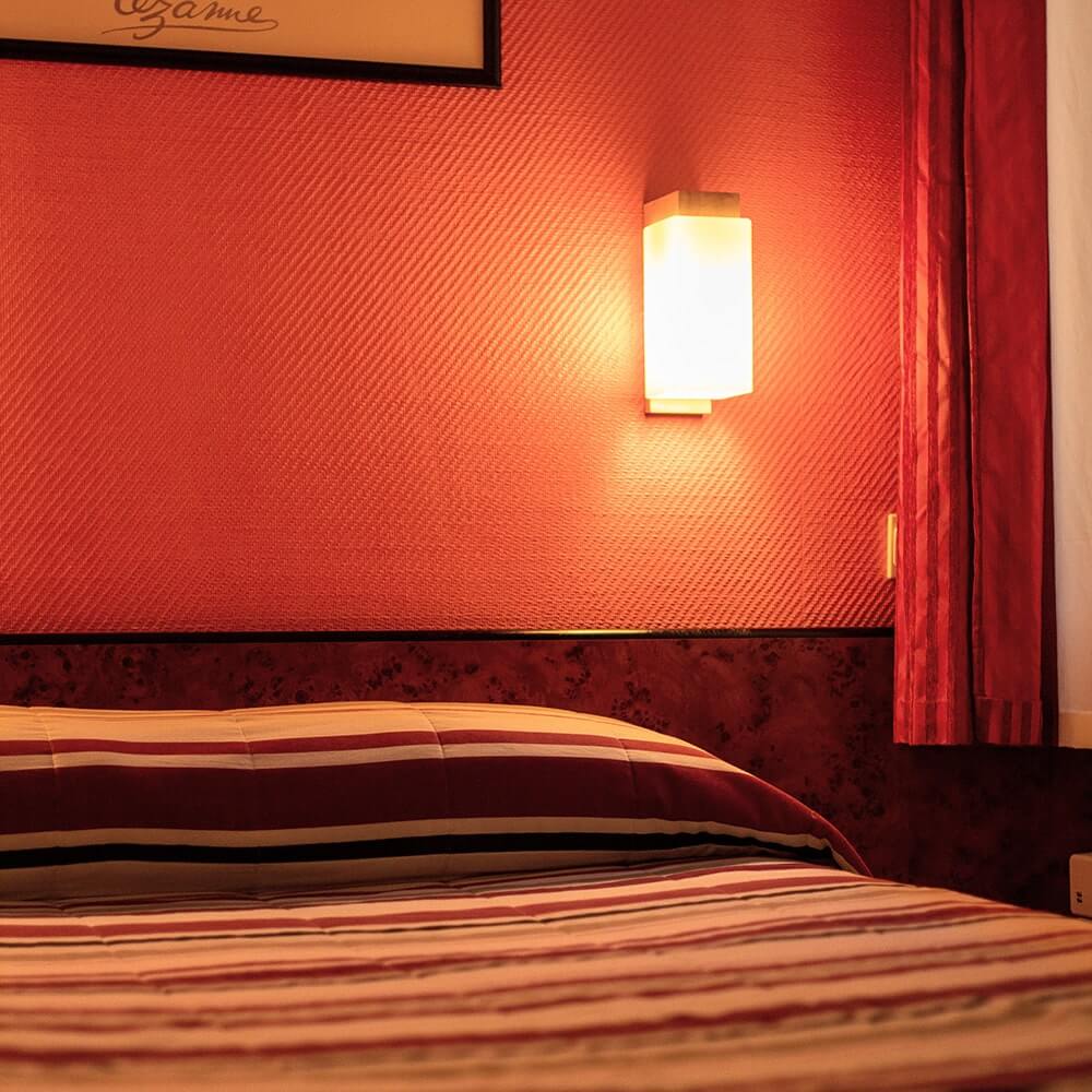 Hôtel Pierre Nicole - Paris Port Royal - Chambre confort & calme près du hôpital Cochin